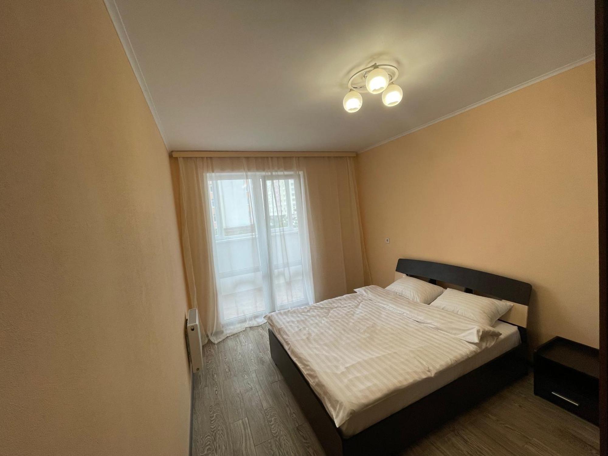 Apartment Voskresenska 18 , Парковые Озера 基輔 外观 照片