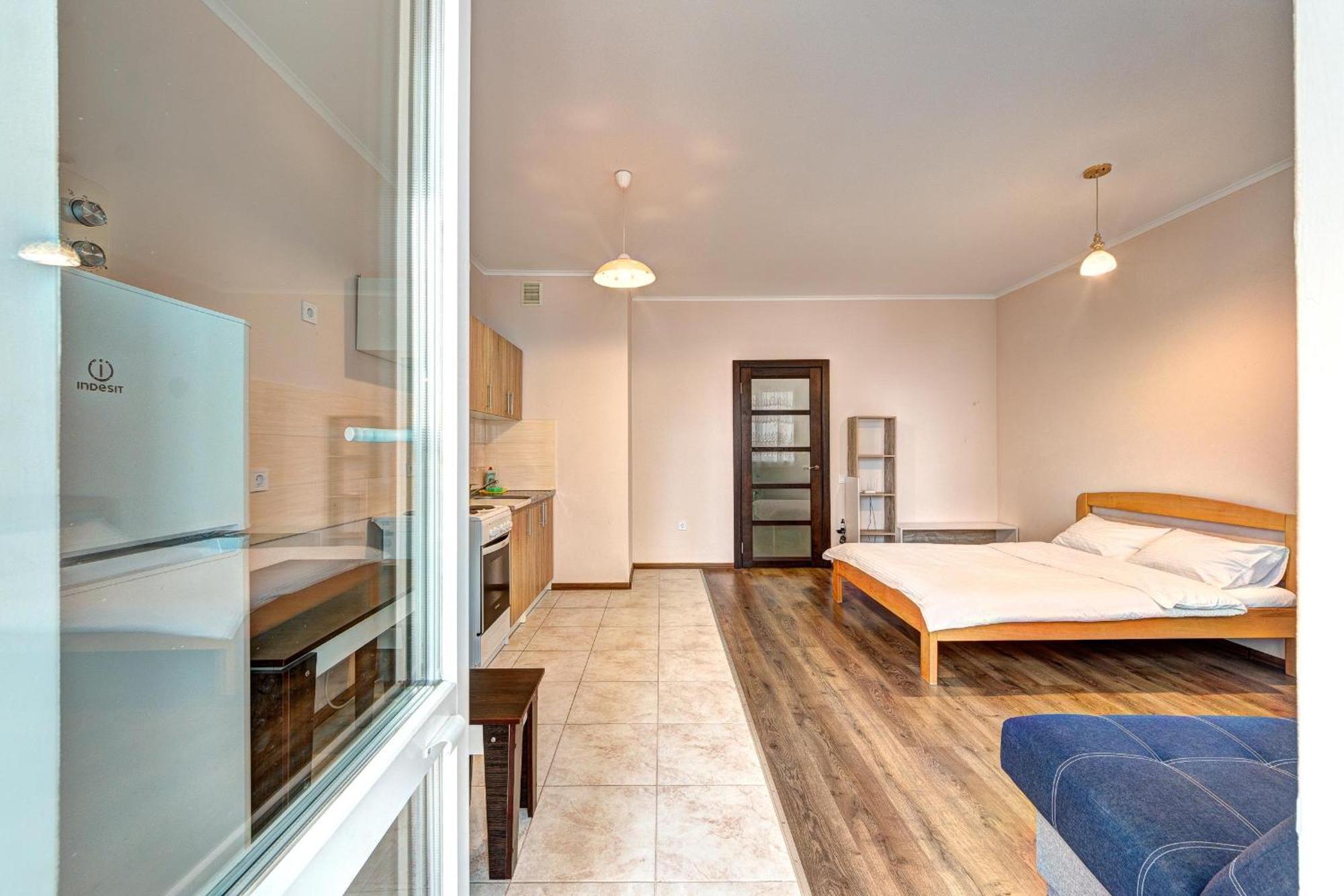 Apartment Voskresenska 18 , Парковые Озера 基輔 客房 照片