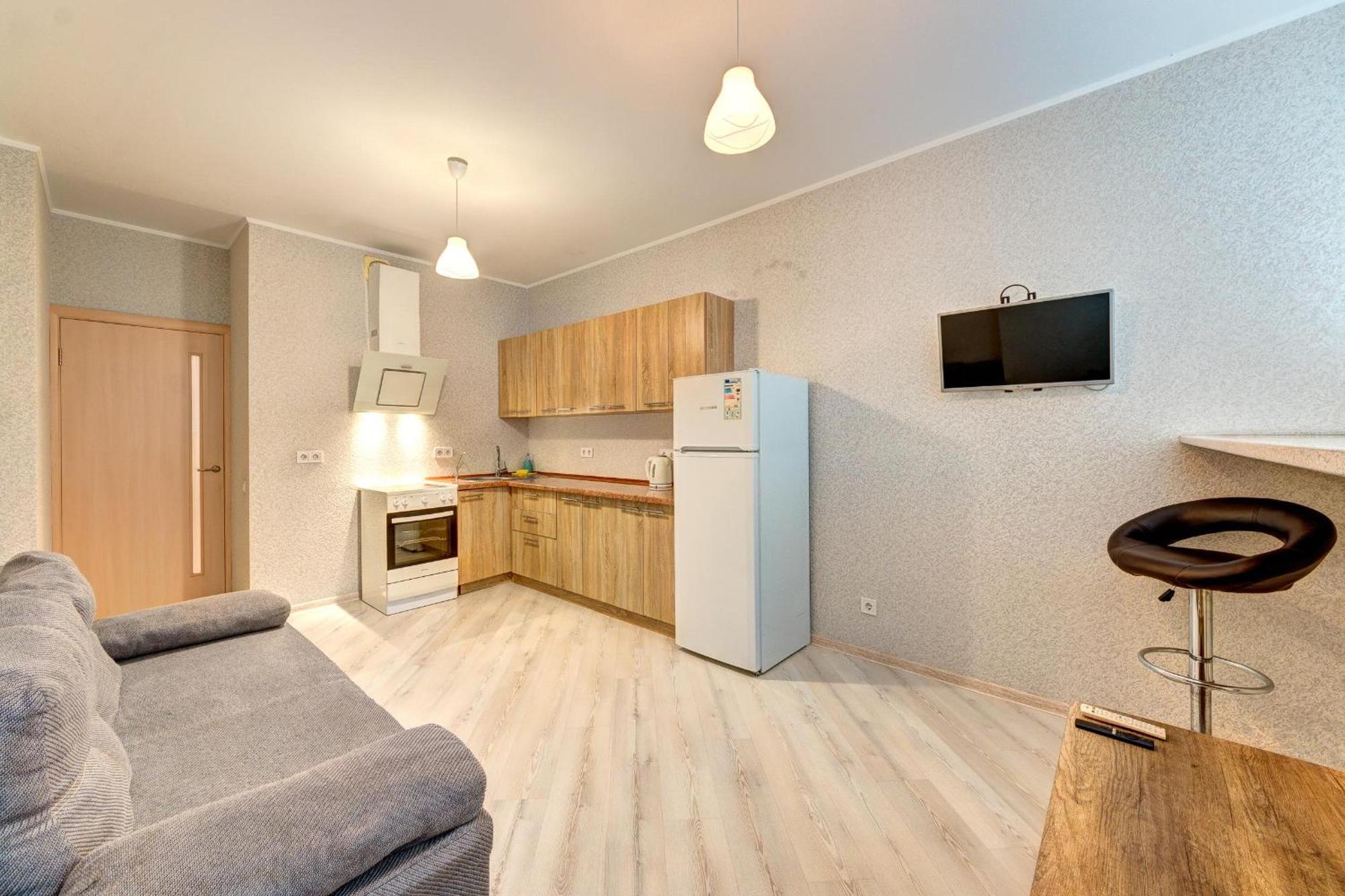 Apartment Voskresenska 18 , Парковые Озера 基輔 客房 照片