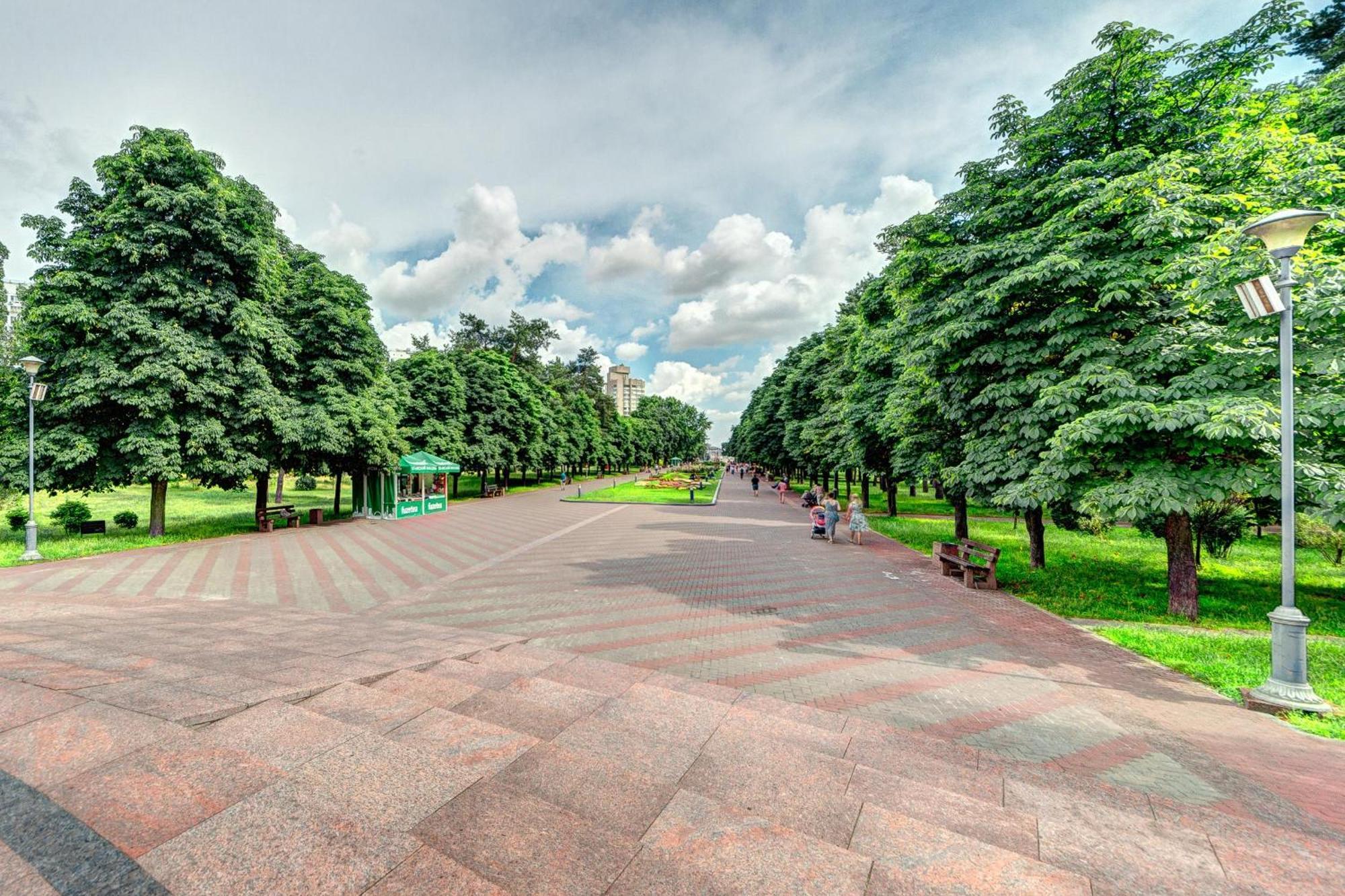 Apartment Voskresenska 18 , Парковые Озера 基輔 客房 照片