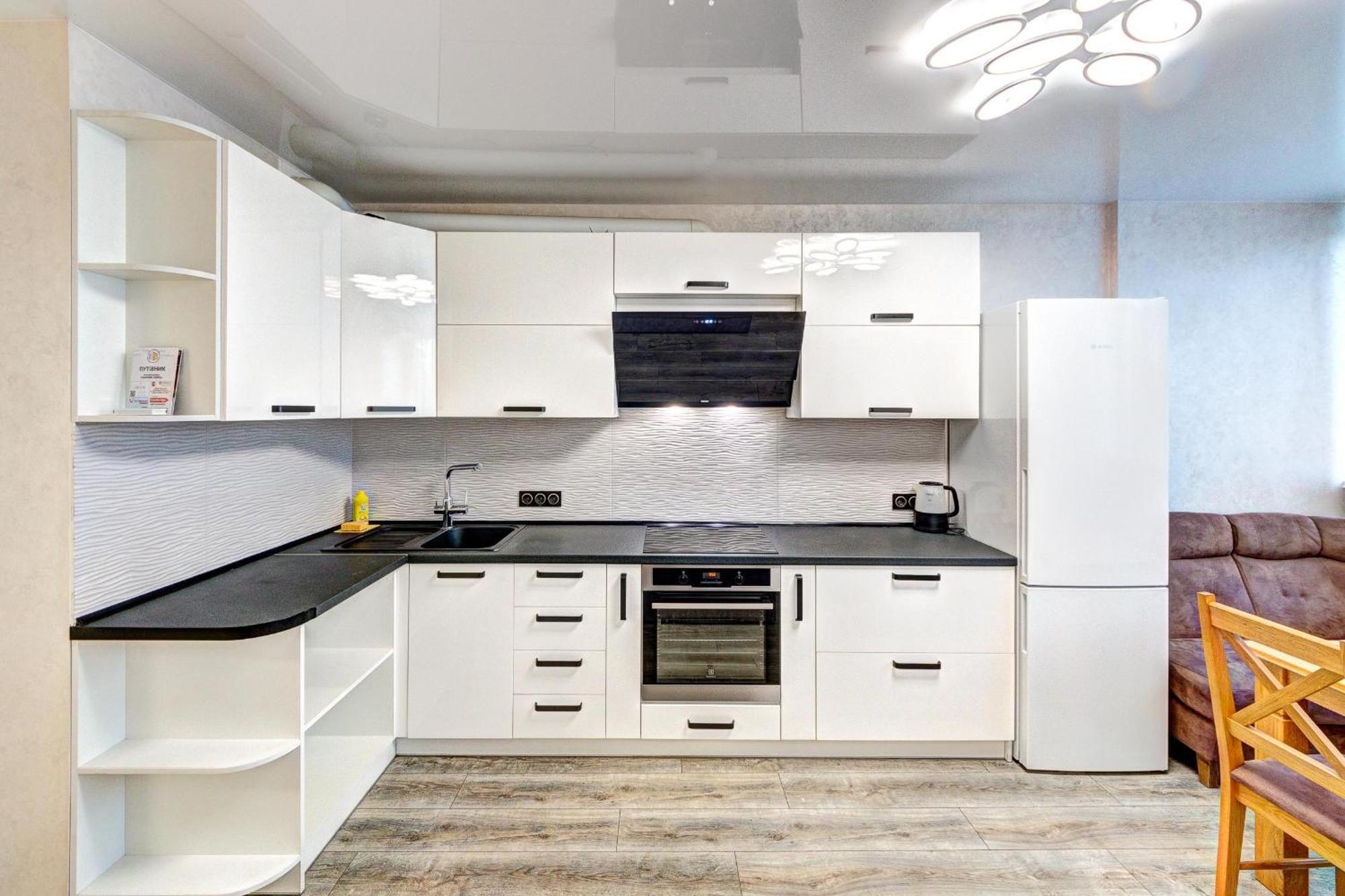 Apartment Voskresenska 18 , Парковые Озера 基輔 客房 照片